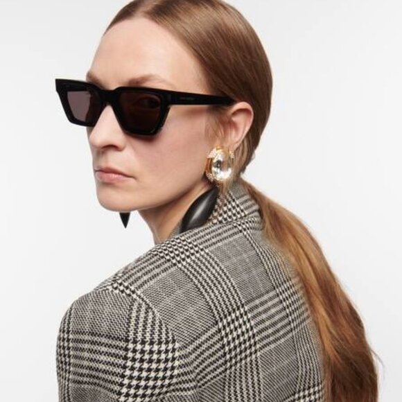 NEW Saint Laurent SL633 CALISTA 001 Black Cat Eye Women Sunglasses - Picture 1 of 15
